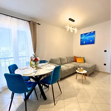 Sunny Seaside Retreat By The *